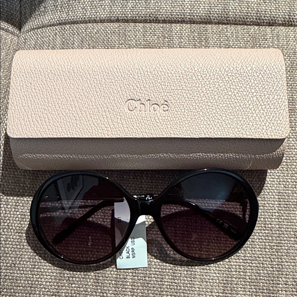 Chloe Black and gold-tone Oversized Sunglasses - Picture 10 of 10